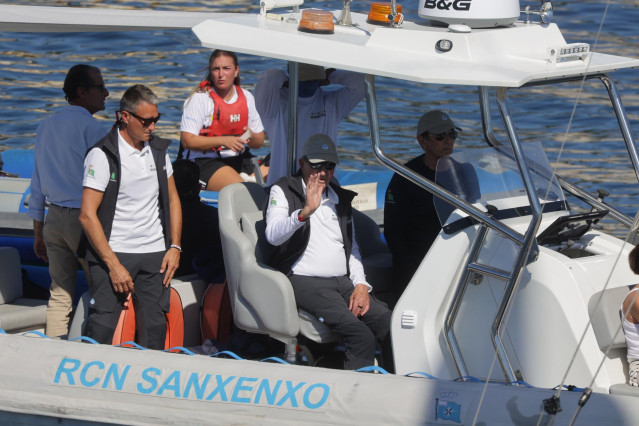 El Rey Emérito Juan Carlos sale a navegar en el segundo día de la 8ª Regata Rey Juan Carlos I El Corte Inglés Máster organizada por el Real Club Náutico de Sanxenxo a 30 de Septiembre de 2023 en Sanxenxo (España).