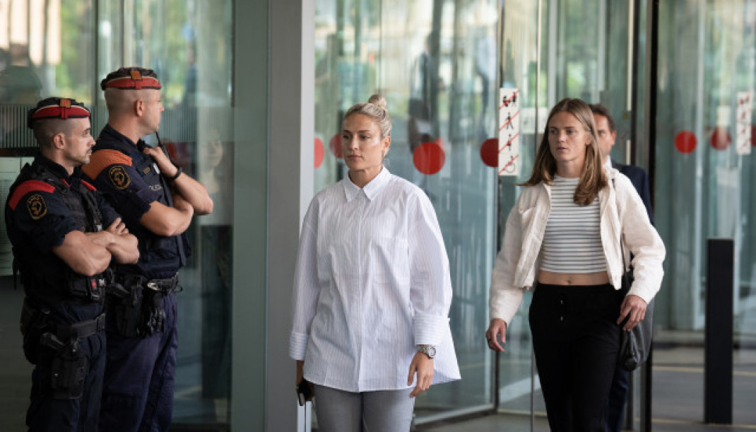 EuropaPress 5478978 jugadoras seleccion alexia putellas 3d irene paredes 2d salida declarar via