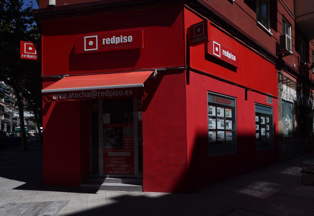 Archivo - Una oficina de redpiso, a 1 de septiembre de 2022, en Madrid (España) .