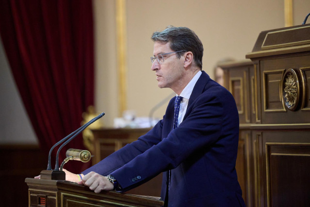 El presidente de La Rioja, Gonzalo Capellán, en  la Comisión General de las Comunidades Autónomas