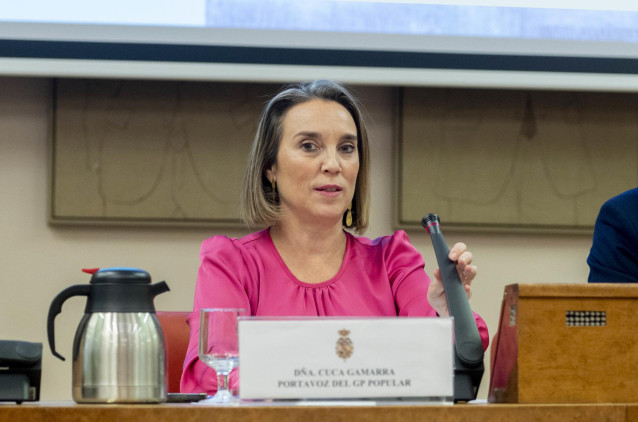 La secretaria general del PP, Cuca Gamarra, inaugura las Jornadas Parlamentarias 'Frente a la amnistía: igualdad, libertad y dignidad', en el Congreso de los Diputados, a 7 de noviembre de 2023, en Madrid (España). El Grupo Parlamentario Popular en el Con