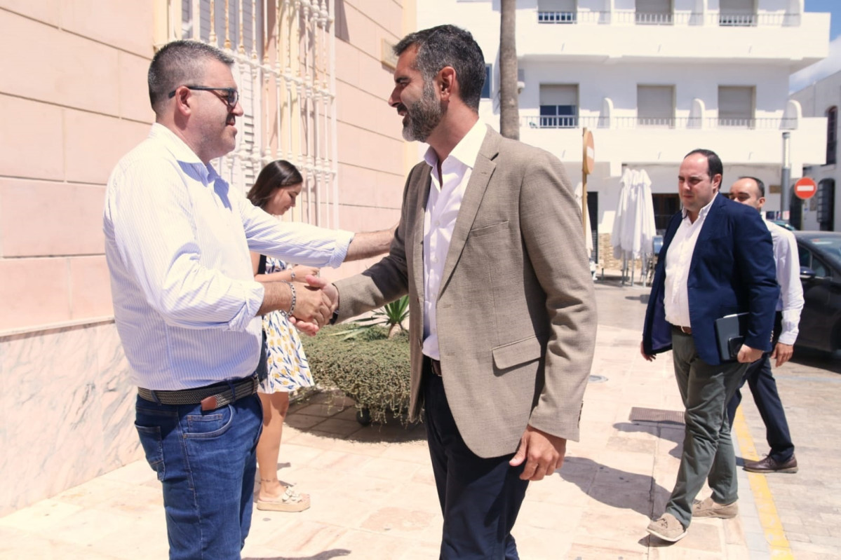 EuropaPress 5379741 alcalde carboneras almeria felipe cayuela consejero sostenibilidad medio