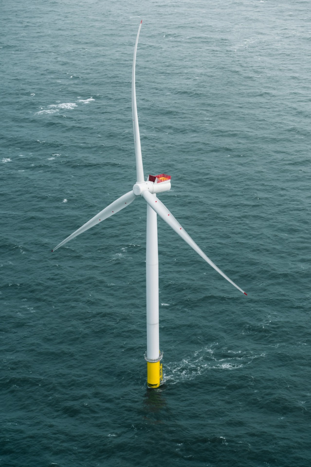 Archivo - Aerogenerador de Siemens Gamesa marino
