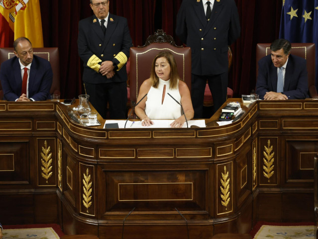 Archivo - Francina Armengol, presidenta del Congreso, en una sesión plenaria