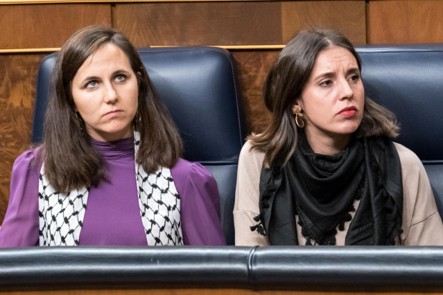 Las inistras de Podemos Ione Belarra e Irene Montero
