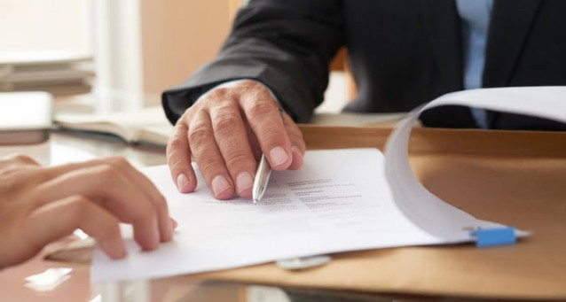 Archivo - La constitución de empresas un 16,8% interanual en octubre al crearse  8.396 compañías, según el Colegio de Registradores.