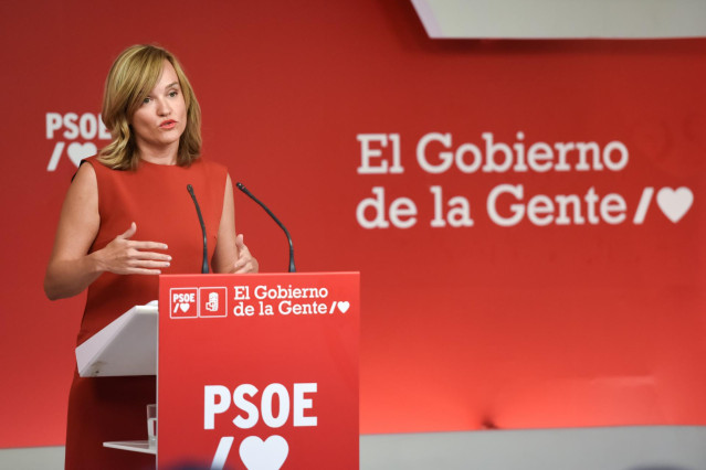 Archivo - La ministra de Educación y Formación Profesional y portavoz del partido socialista (PSOE), Pilar Alegría, comparece en rueda de prensa en la sede de su partido, a 19 de septiembre de 2022, en Madrid, (España).