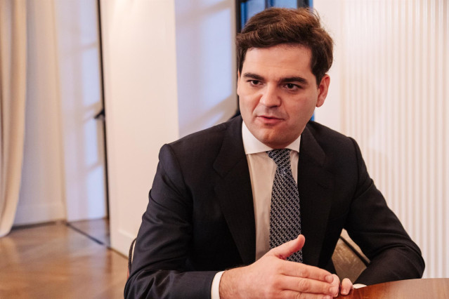 El socio de McKinsey & Company, Santiago Fernández, durante una entrevista para Europa Press, a 13 de noviembre de 2023, en Madrid (España).