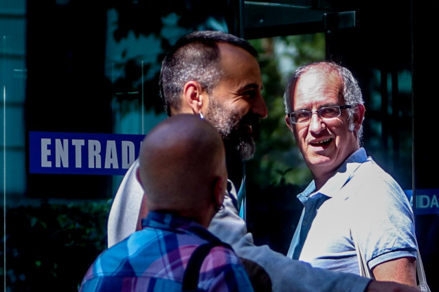 Archivo - El ex jefe de ETA Miguel Albisu, alias 'Mikel Antza', con gafas.
