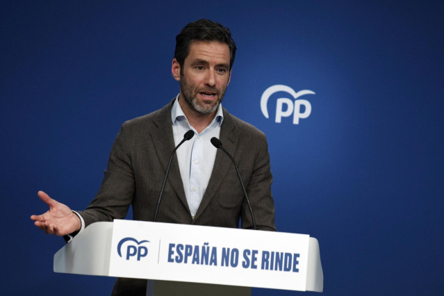 El vicesecretario de Cultura y Sociedad Abierta y portavoz del PP, Borja Sémper, durante una rueda de prensa posterior a la reunión del Comité de Dirección del Partido Popular, en la sede del partido, a 20 de noviembre de 2023, en Madrid (España). Durante