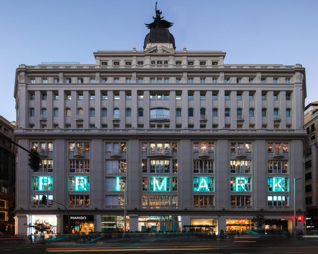 Primark abre su tienda 60 en España como parte de su compromiso de invertir 100 millones en el país