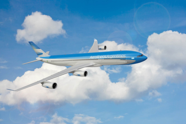 Archivo - Avión de Aerolíneas Argentinas  (AA)