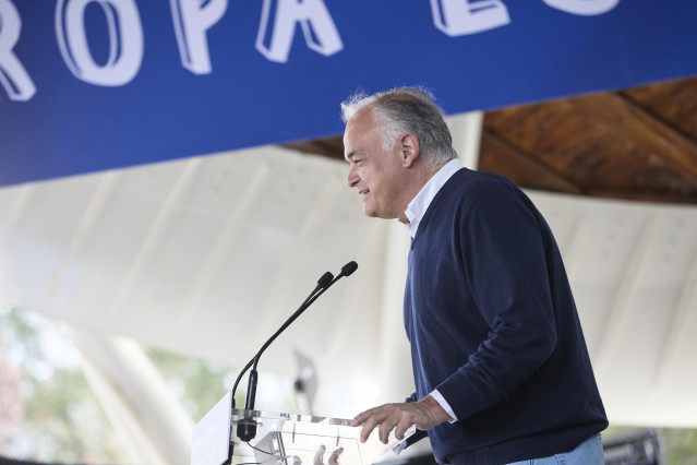 Archivo - El vicesecretario de Institucional del PP, Esteban González Pons, interviene en la Fiesta de la Hispanidad del PP, en el Auditorio del Parque El Paraíso, a 25 de marzo de 2023, en Madrid (España).