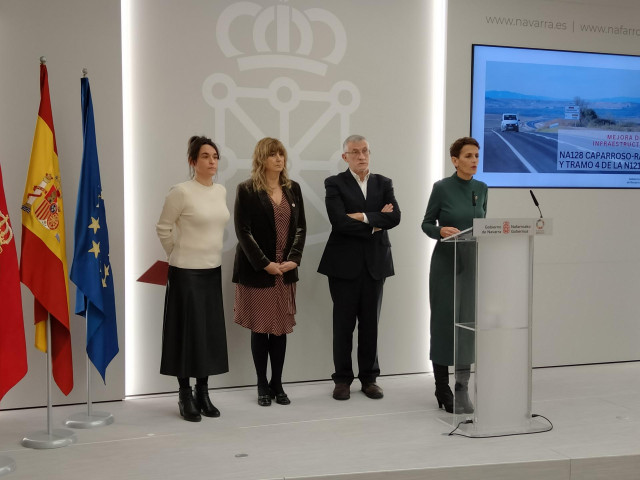 La presidenta del Gobierno de Navarra, María Chivite, con los vicepresidentes Félix Taberna, Ana Ollo y Begoña Alfaro, en el balance de los primeros cien días del Ejecutivo foral en esta legislatura.