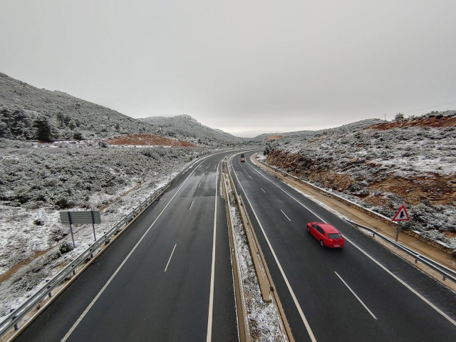 Archivo - Carretera en Valencia