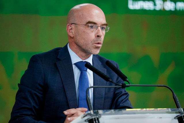 Archivo - El vicepresidente primero de Acción Política y eurodiputado de Vox, Jorge Buxadé, ofrece una rueda de prensa.