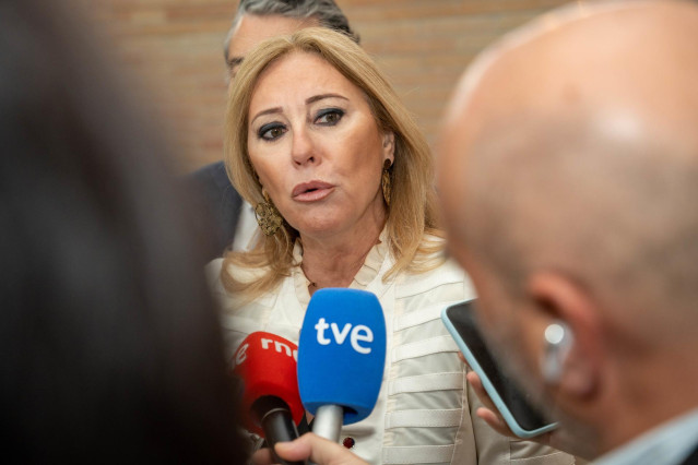 La consejera de Economía, Carolina España, este viernes en declaraciones a los medios de comunicación.