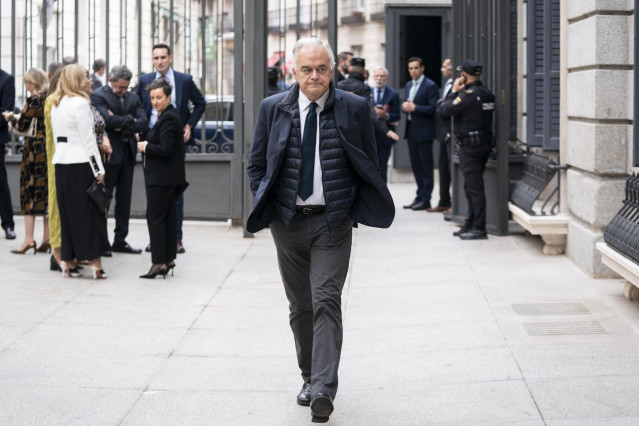 El diputado del PP, Esteban González Pons, a su llegada al acto de jura de la Constitución ante las Cortes Generales, en el Congreso de los Diputados, a 31 de octubre de 2023, en Madrid (España)