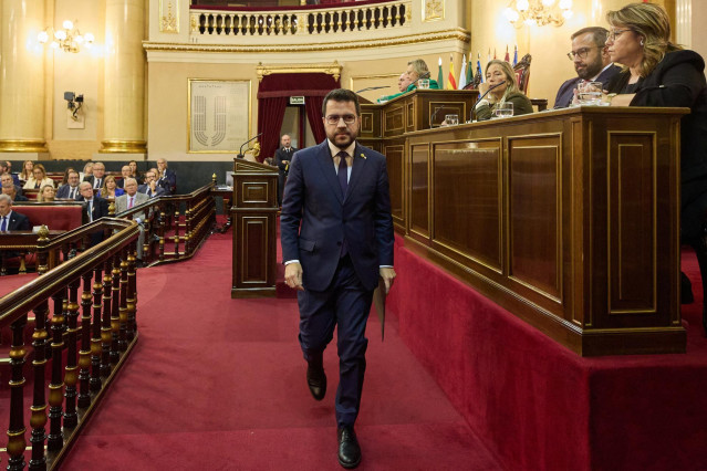 Archivo - El presidente de la Generalitat de Catalunya, Pere Aragonès, tras intervenir, durante un debate tras la Comisión General de las Comunidades Autónomas, en el Senado, a 19 de octubre de 2023, en Madrid (España). En la Comisión, Aragonès, ha defend