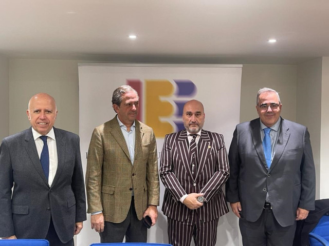 Presentación del informe sobre “La colaboración público-privada y su contribución a la eficiencia del gasto público en la provisión de servicios públicos”.