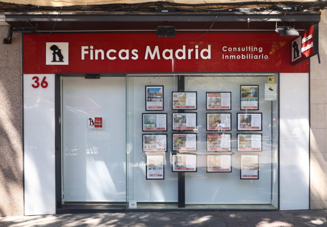 Archivo - El 25% de los españoles con hipoteca mixta o variable destina más del 35% de su salario a pagarla, según Fotocasa.