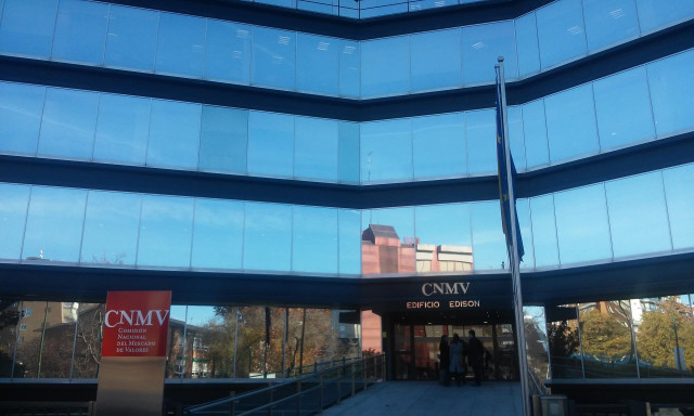Archivo - Sede de la CNMV en Madrid.