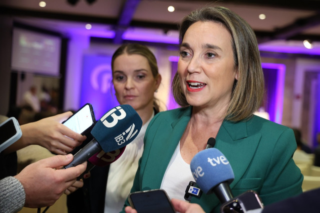 La secretaria general del PP, Cuca Gamarra, en la reunión de la Junta Directiva Autonómica del PP Baleares