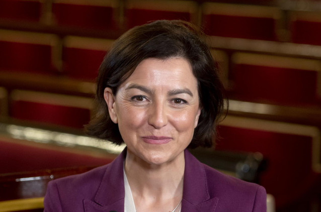 Archivo - La exportavoz del PSOE en el Senado, Eva Granados, posa tras una entrevista para Europa Press, en el Senado, a 26 de enero de 2022, en Madrid (España).