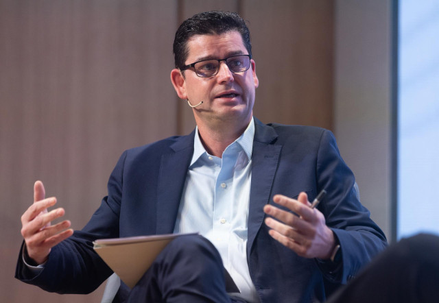 El director de Regulación de Iberdrola España, Patxi Calleja, interviene durante el encuentro Informativo de Europa Press 'Transformación de las Industrias', en el Auditorio 