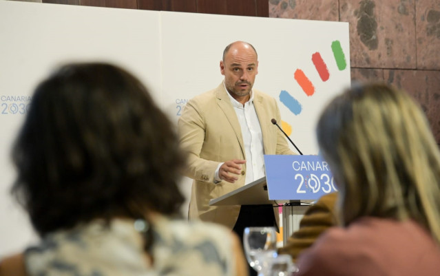 Archivo - El viceconsejero de Presidencia, Alfonso Cabello, en unas jornadas sobre los ODS
