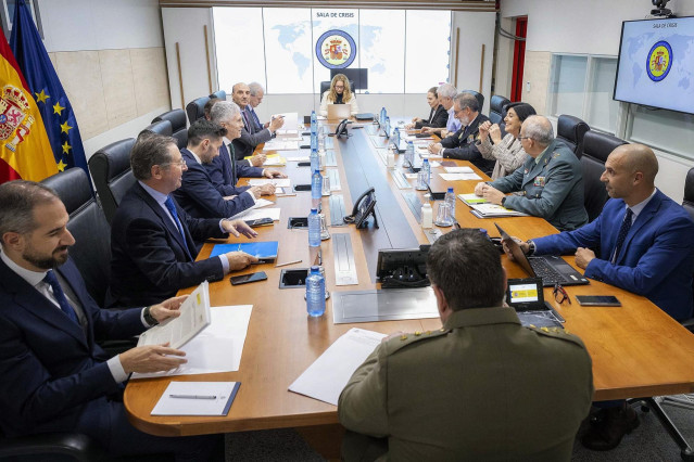 El ministro del Interior, Fernando Grande-Marlaska, preside la reunión de la Mesa de Valoración de la Amenaza Terrorista con vistas a las Navidades
