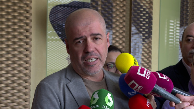 UE.- Sordo pide al Gobierno que se resista a firmar en la UE pactos que recuperen políticas austericidas en España