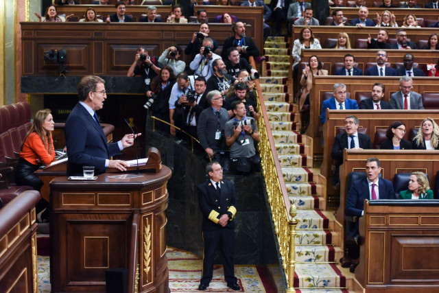 Archivo - El presidente del PP, Alberto Núñez Feijóo, interviene durante la primera sesión del debate de investidura de Pedro Sánchez como presidente de Gobierno, en el Congreso de los Diputados, a 15 de noviembre de 2023, en Madrid (España).