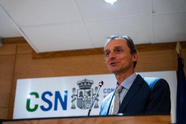 Archivo - El exministro de Ciencia e Innovación y astronauta, Pedro Duque, imparte la conferencia 'El círculo virtuoso de la ciencia y la innovación' en el salón de actos del Consejo de Seguridad Nuclear, a 15 de junio de 2023, en Madrid (España).