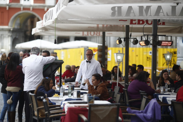 Archivo - El precio medio de un menú del día en 2023 fue de 13,2 euros, según Hostelería de España y Edenred.