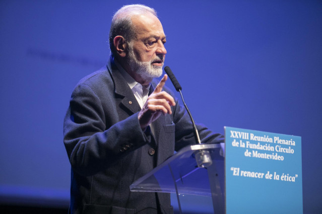 Archivo - El presidente empresarial de la Fundación Círculo de Montevideo, Carlos Slim