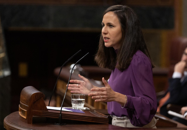 La secretaria general de Podemos, Ione Belarra, interviniendo en el Pleno del Congreso
