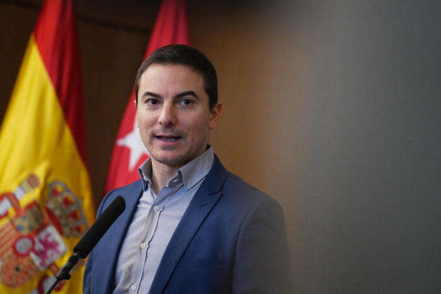 El portavoz del PSOE en la Asamblea, Juan Lobato
