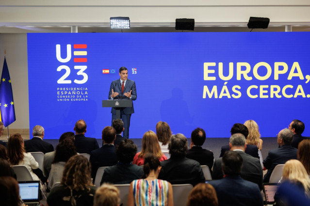 Archivo - El presidente del Gobierno, Pedro Sánchez, presenta las prioridades de la Presidencia española del Consejo de la UE, en el Palacio de la Moncloa, a 15 de junio de 2023, en Madrid (España).