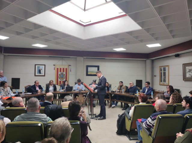 Pleno de moción de censura en Albaida