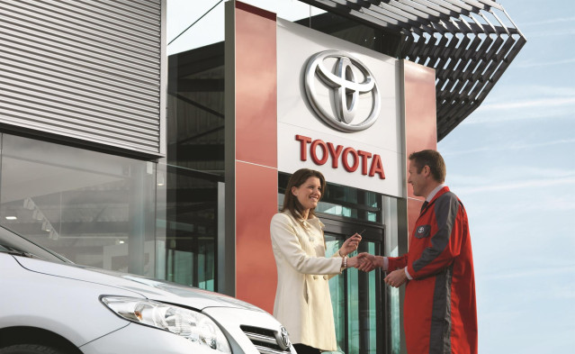 Archivo - Concesionario de Toyota.