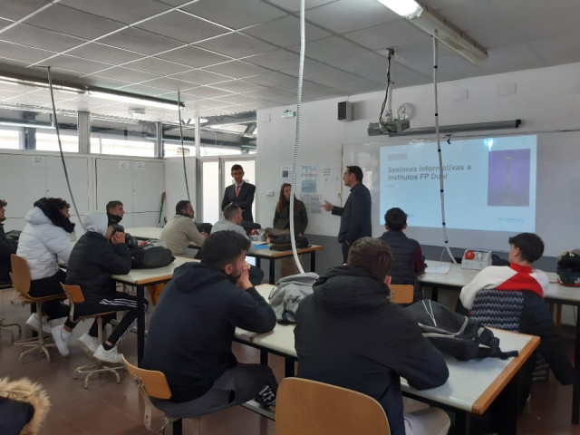 Endesa colabora con 27 institutos de FP Dual para impulsar el empleo en el sector de las redes de distribución eléctricas