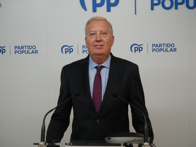 AMP.- PP: 