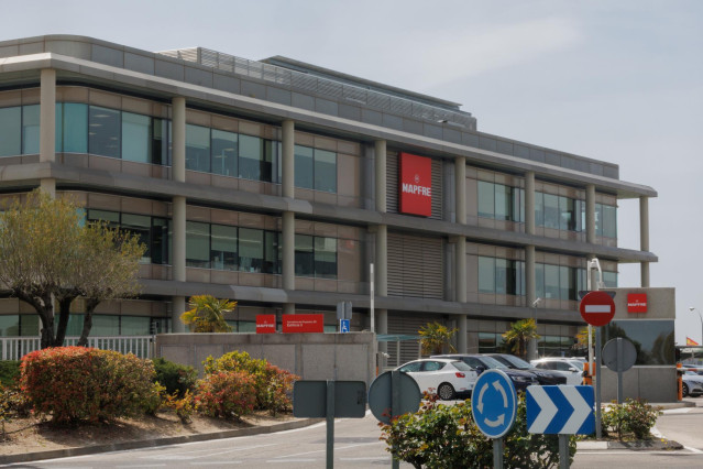 Archivo - Fachada de la sede de Mapfre, a 10 de abril de 2023, en Madrid (España).