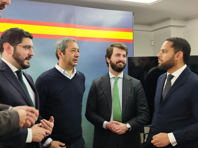 El secretario general de VOX, Ignacio Garriga, en la sede de Zaragoza