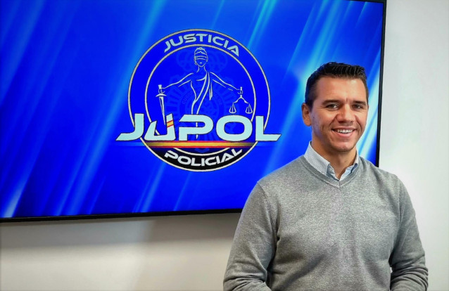 Archivo - El sindicato mayoritario de la Policía Nacional, JUPOL, ha nombrado a Aarón Rivero su nuevo secretario general.