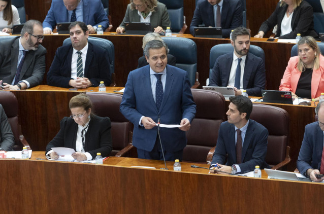 Archivo - El consejero de Vivienda, Transportes e infraestructuras, Jorge Rodrigo,