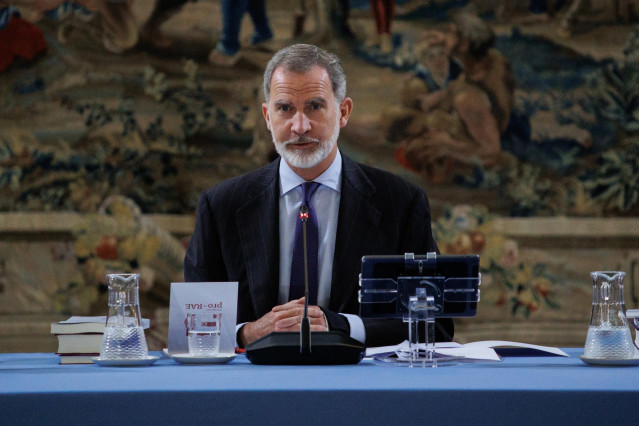 El Rey Felipe VI durante la reunión de patronato de la Fundación Pro Real Academia Española
