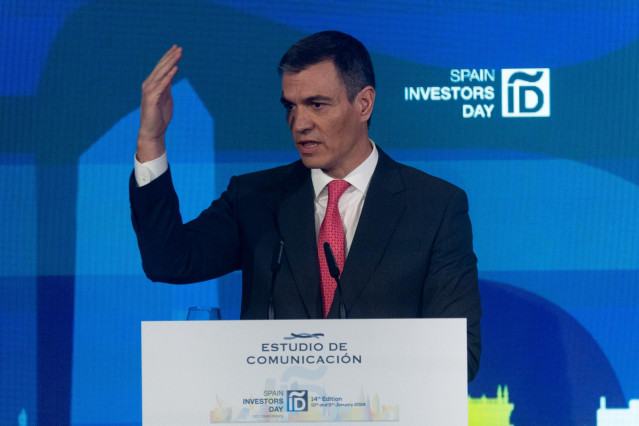 El presidente del Gobierno, Pedro Sánchez, interviene durante la segunda y última jornada de la XIV edición de Spain Investors Day, en el Hotel Mandarin Oriental Ritz, a 11 de enero de 2024, en Madrid (España). Spain Investors Day (SID) es un foro profesi