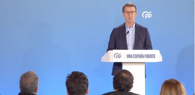 El presidente del Partido Popular, Alberto Núñez Feijóo, interviene ante el Comité de Dirección del PP en el marco de las jornadas de trabajo celebradas en Toledo. Hotel Cigarral El Bosque., a 13 de enero de 2024